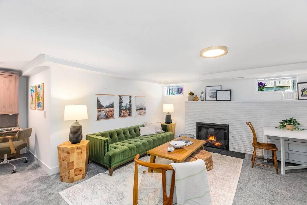 Lilac In Law, Picturesque Lower Unit Сиэтл Экстерьер фото