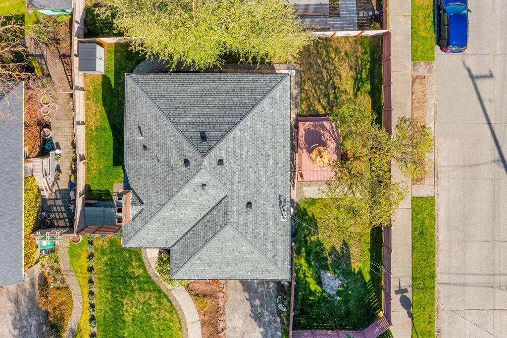 Lilac In Law, Picturesque Lower Unit Сиэтл Экстерьер фото